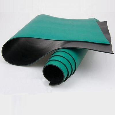 100cm X 90cm Permukaan Tahan ESD Anti Statis Mat 10E6 Lantai Cocok
