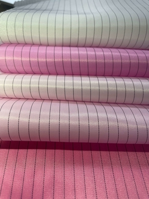 5mm/4mm Grid/Strip ESD Polyester/Cotton Kain Konduktif Elektrik Dengan Peluruhan Statis 0,1 detik