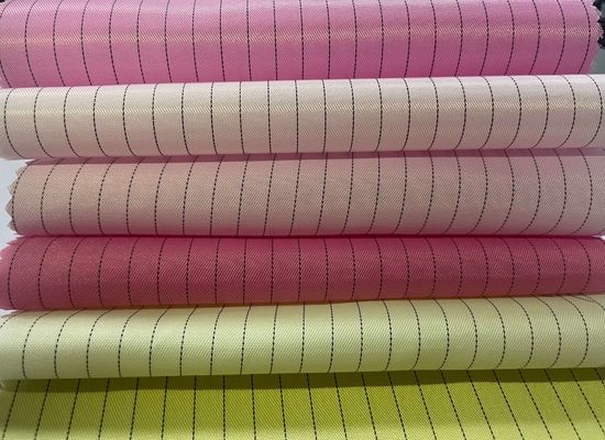 5mm/4mm Grid/Strip ESD Polyester/Cotton Kain Konduktif Elektrik Dengan Peluruhan Statis 0,1 detik